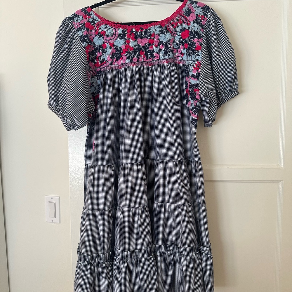 Mi Golondrina Gingham Dress Navy check with Pink embroidery
